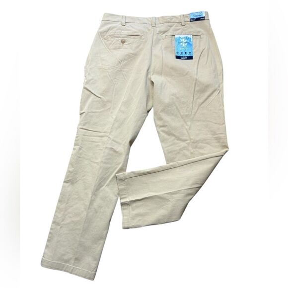 Izod  Saltwater Stretch Khaki Chino Pants - Picture 1 of 6